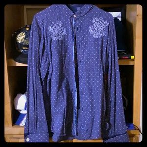 Used English Laundry button up